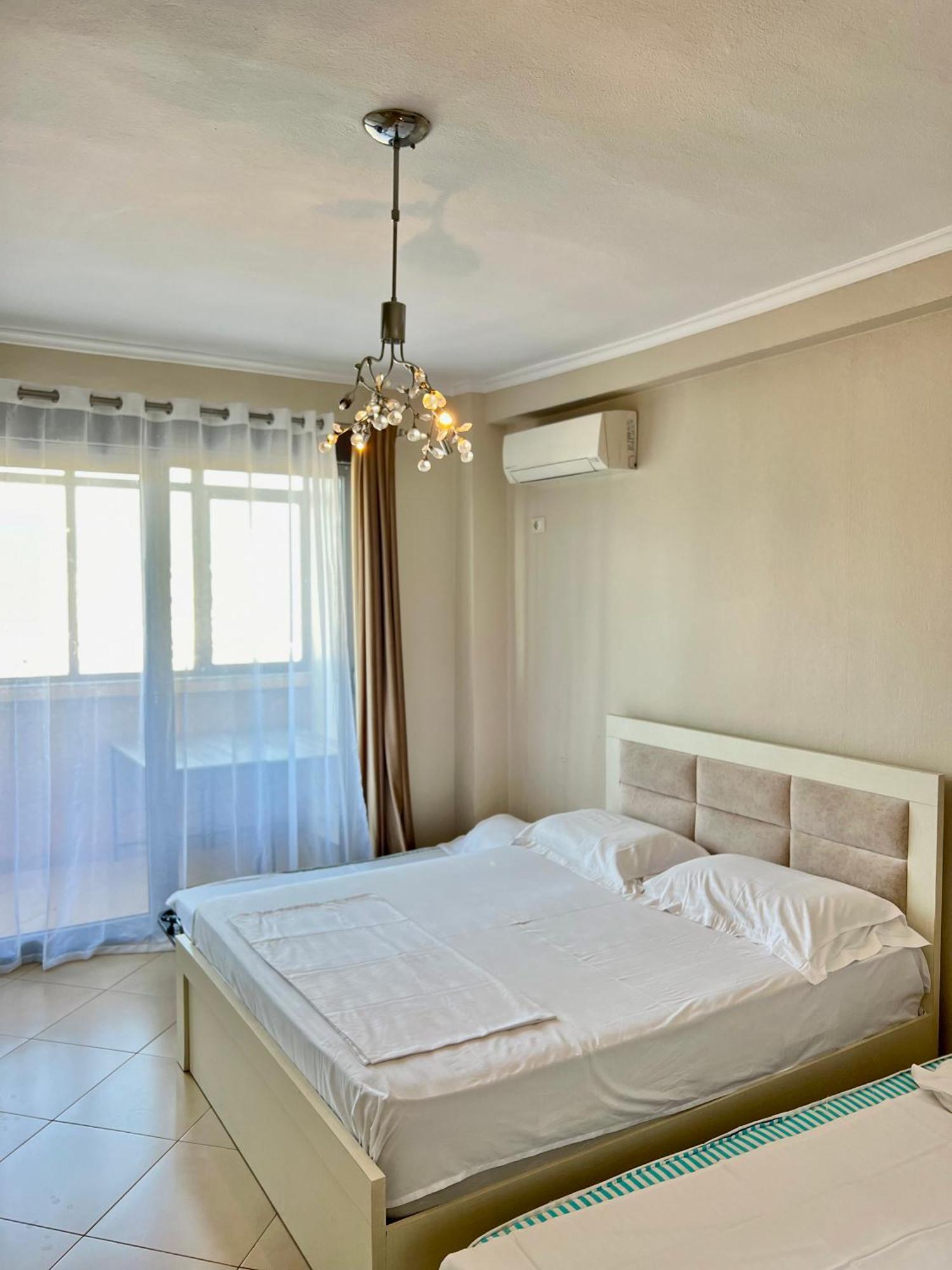 Boulevard Views - Spacious Tirana Apartment Zewnętrze zdjęcie