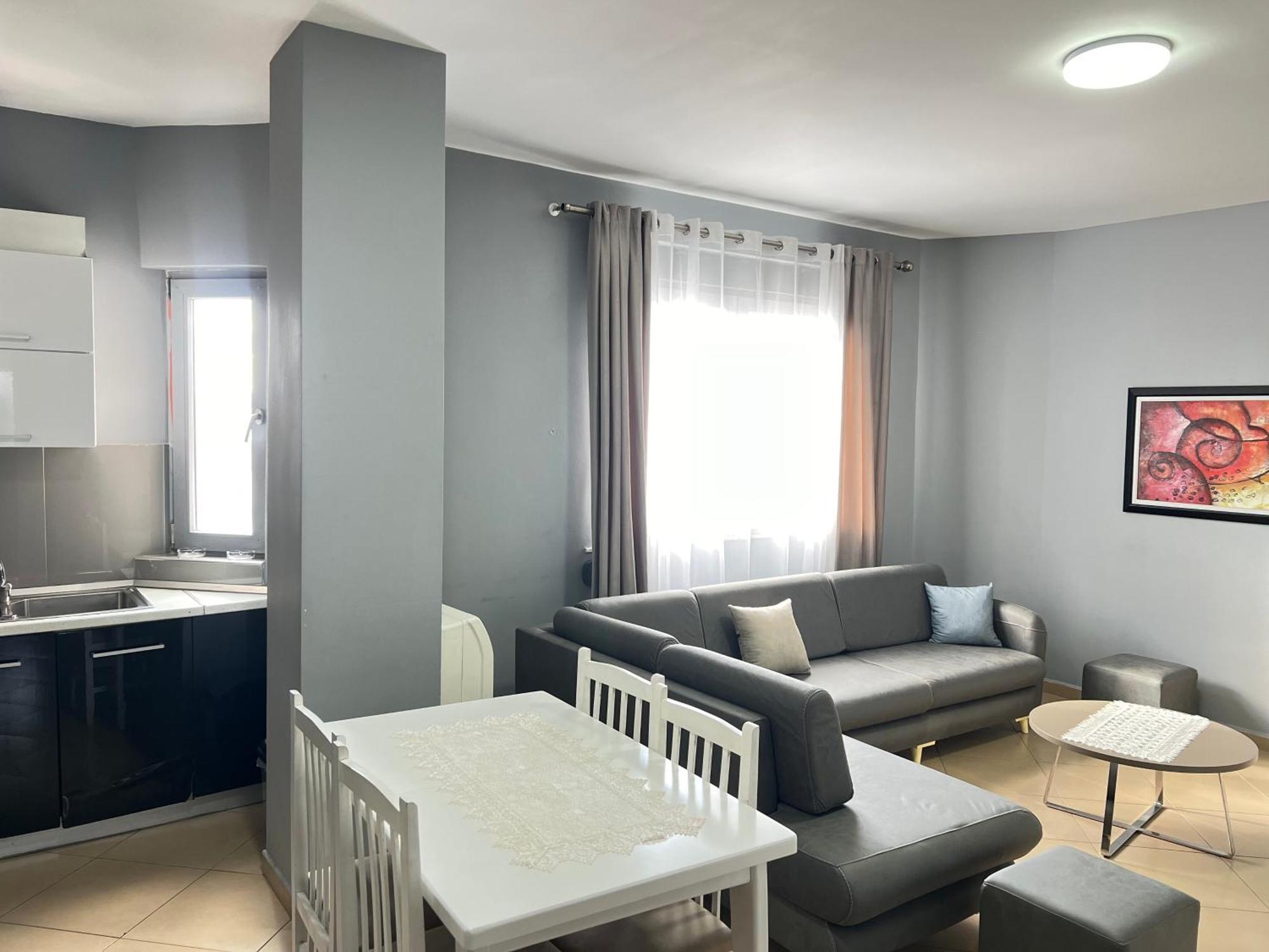 Boulevard Views - Spacious Tirana Apartment Zewnętrze zdjęcie